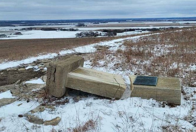 Hilltop Monument destroyed